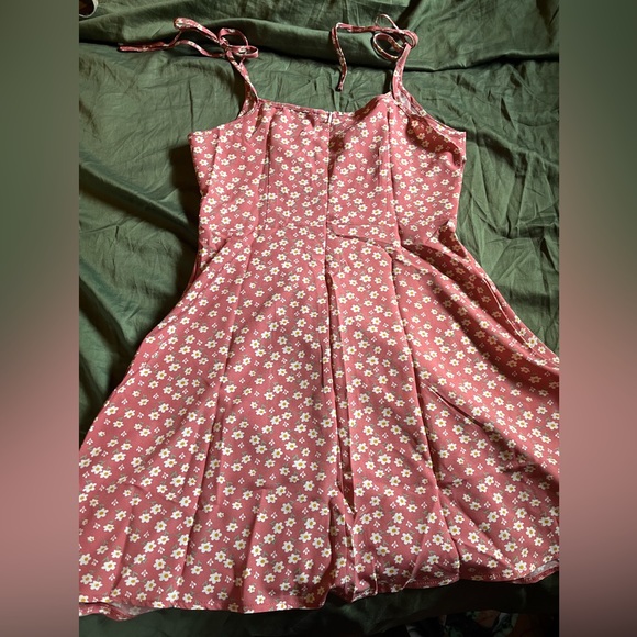 Dress - Picture 2 of 3